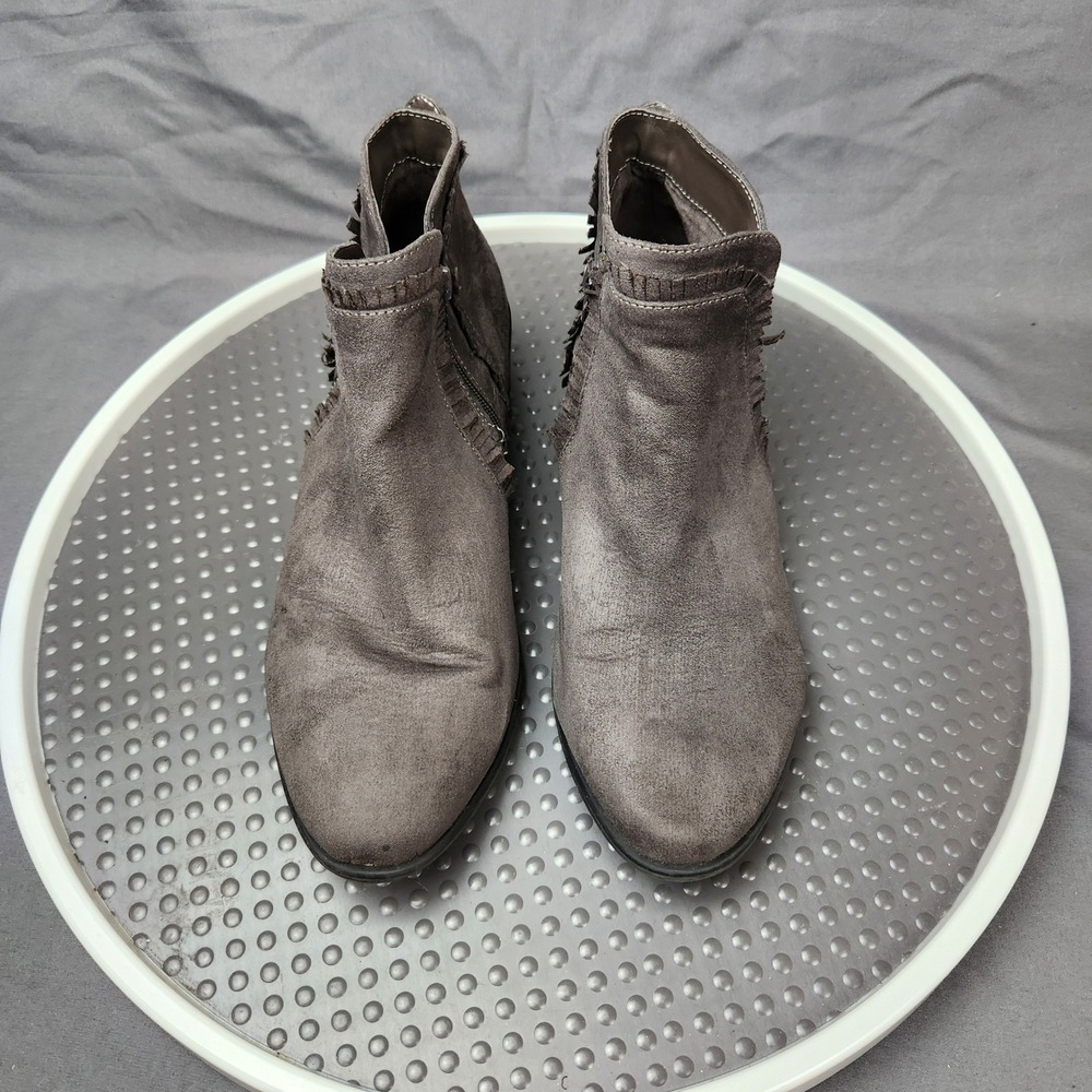 MIA Mable Vegan Suede Ankle Booties Gray Fringe Womens Size 11M Zip Casual Boots